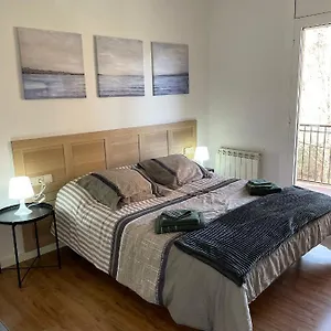 Apartamento Centrico En - Alberga, Berga